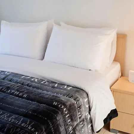 Syggrou Project 44 *